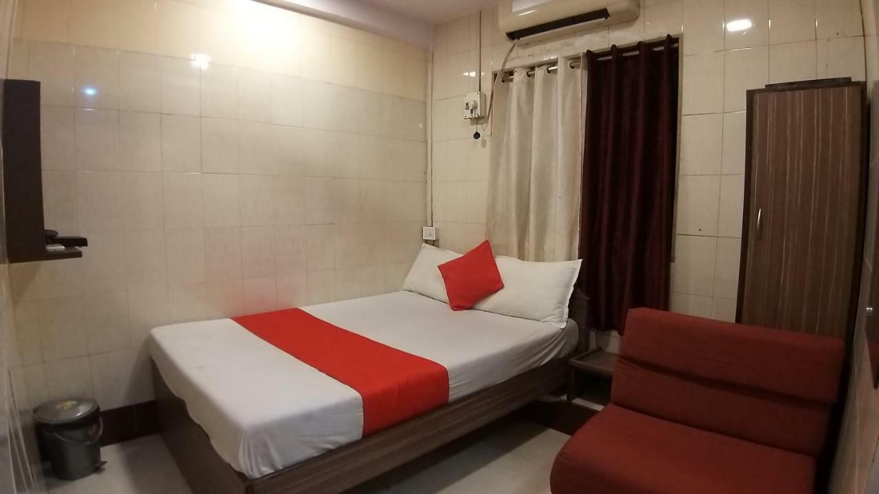 Hotel Saim Palace Mumbai Exteriör bild